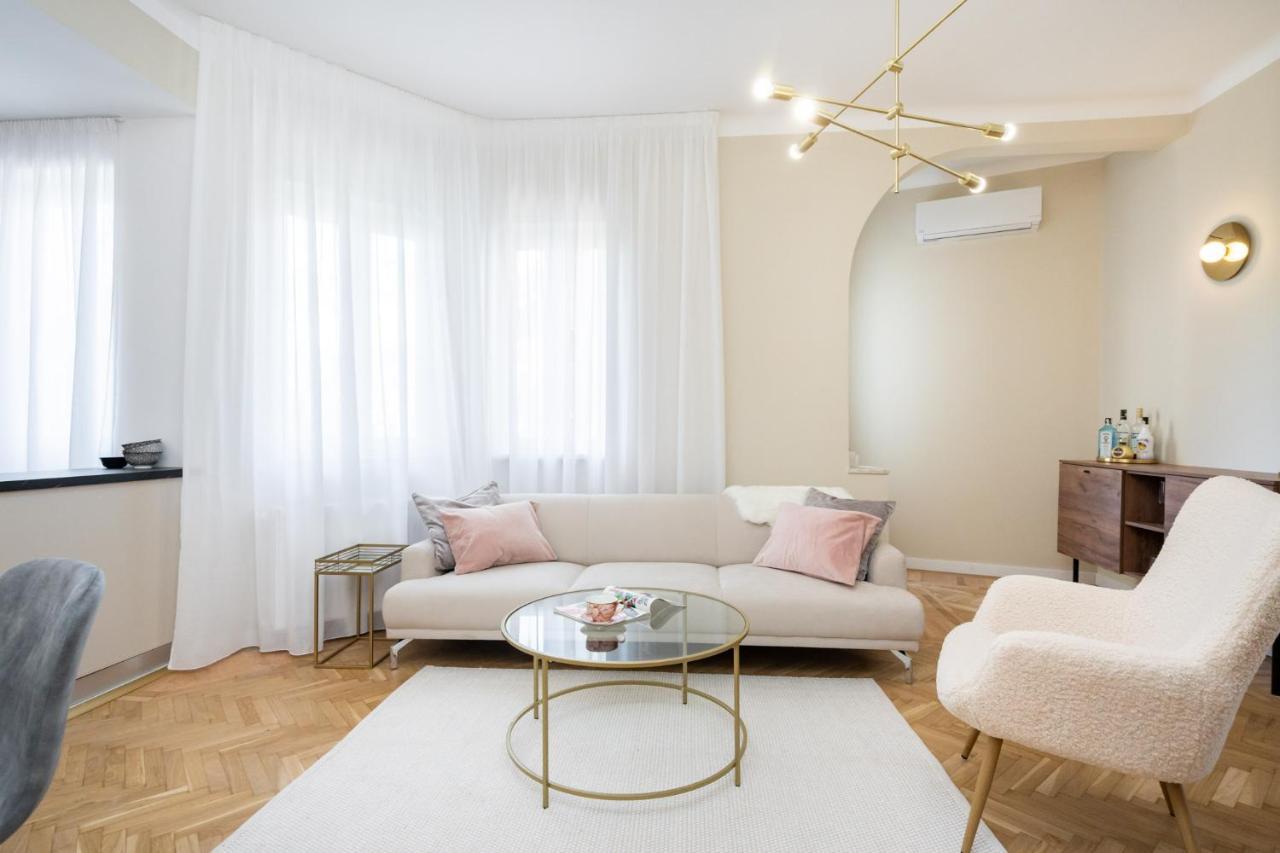 Old Town Bucharest, Luxury 2 Bedrooms Apartment エクステリア 写真