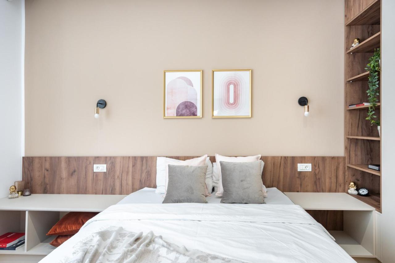 Old Town Bucharest, Luxury 2 Bedrooms Apartment エクステリア 写真