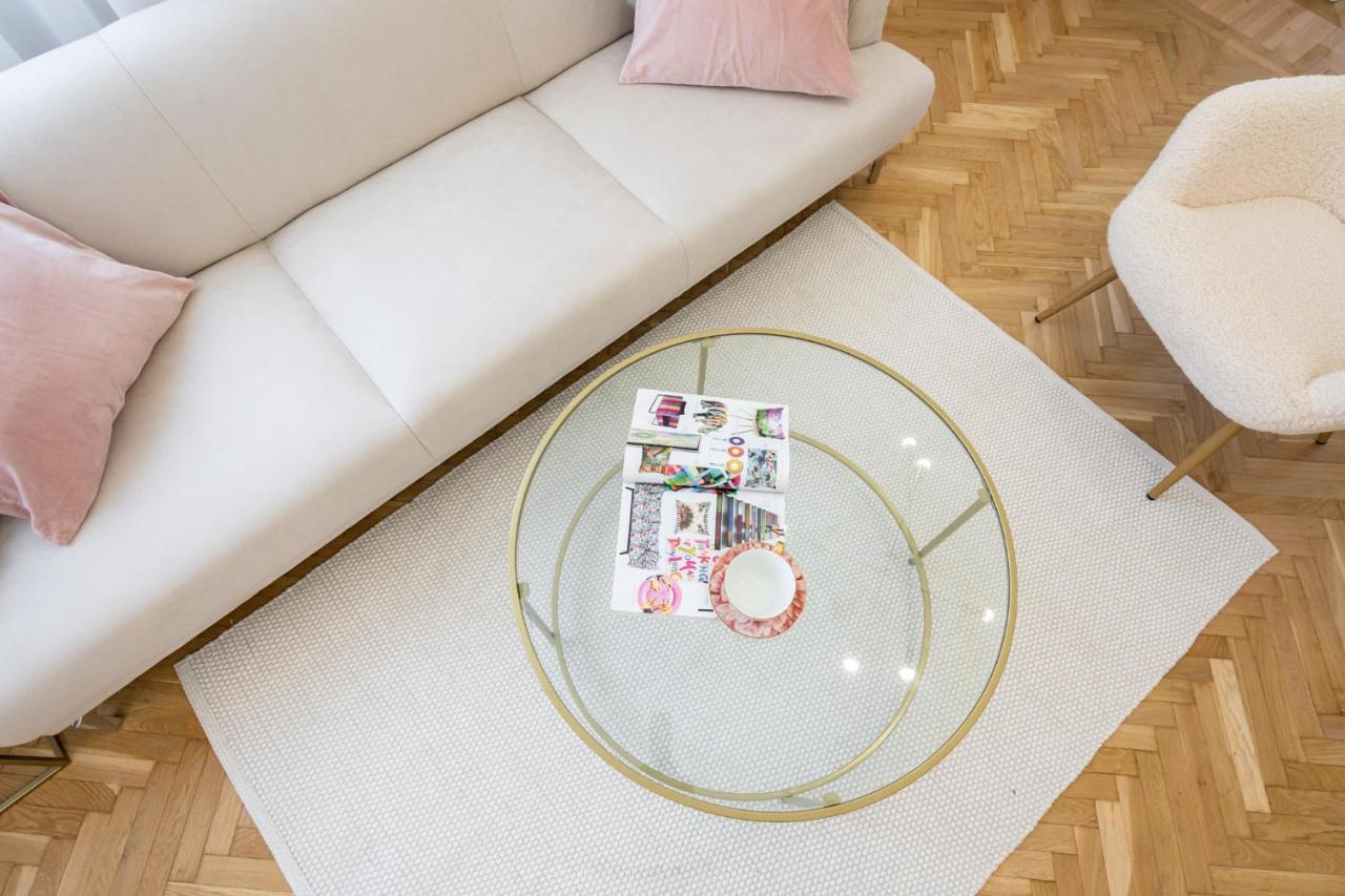 Old Town Bucharest, Luxury 2 Bedrooms Apartment エクステリア 写真